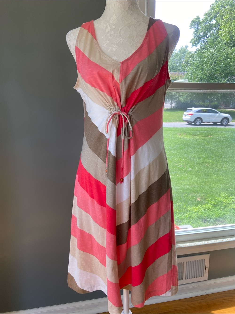 Tommy Bahama Sleeveless Chevron Midi Dress in Coral, Beige & Brown